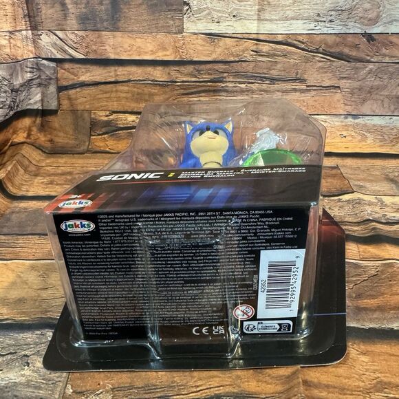 Sonic the Hedgehog 3 Movie Action Figure with Master Emerald Jakks Pacific 5" - Picture 5 of 7